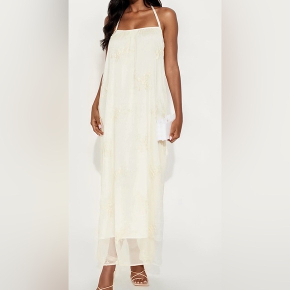 Dresses & Skirts - Elegant Cream Maxi Dress